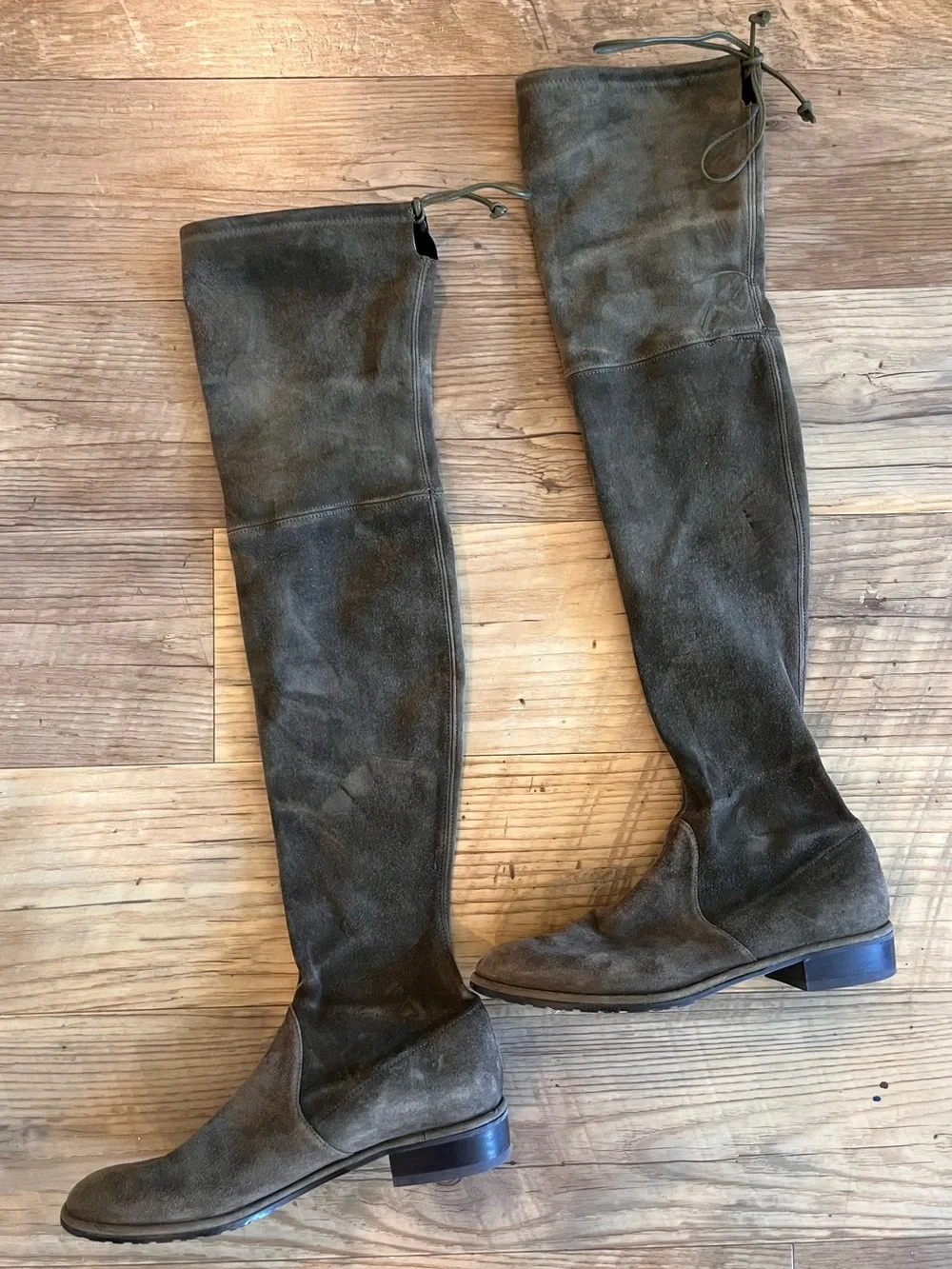 STUART WEITZMAN Over-the-Knee Suede Boots- size 6M EUC